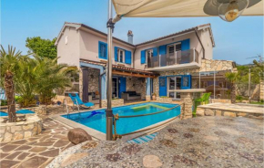 Awesome Home In Novi Vinodolski With Wifi
